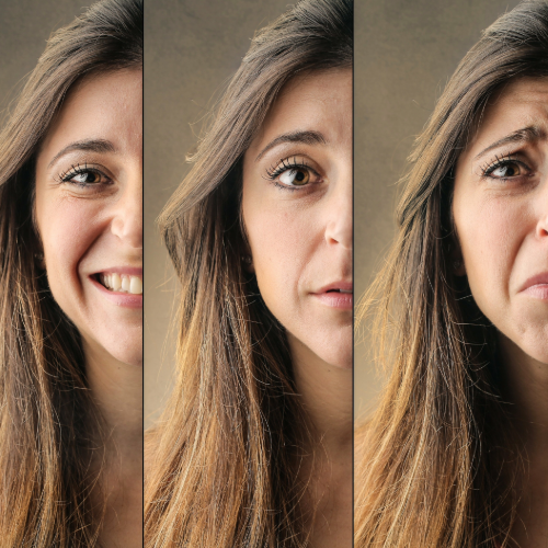 uma mulher repetida 3 vezes com expressões diferentes (alegria, neutro, tristeza)